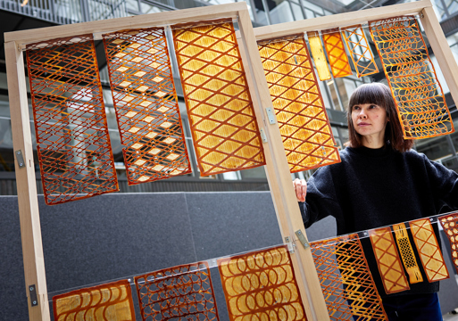 Foto tatt av eksperimenter gjort med gjær som fornybart materiale 